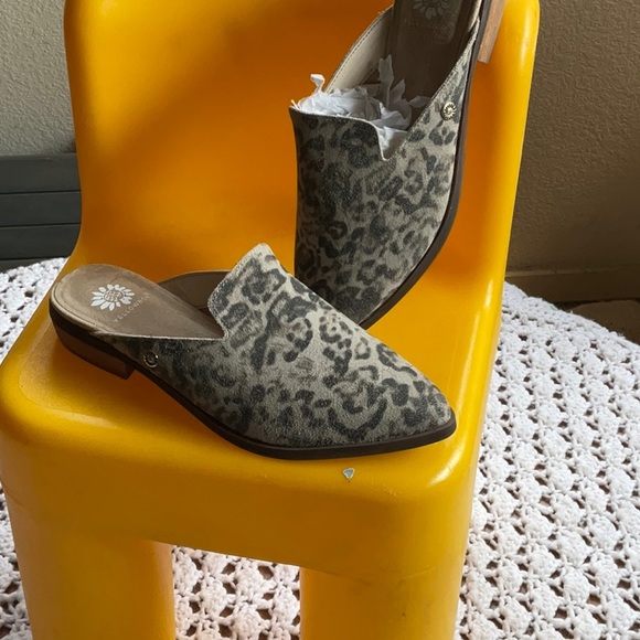 yellow box mules